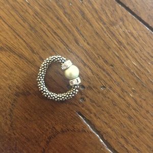 Pearl ring